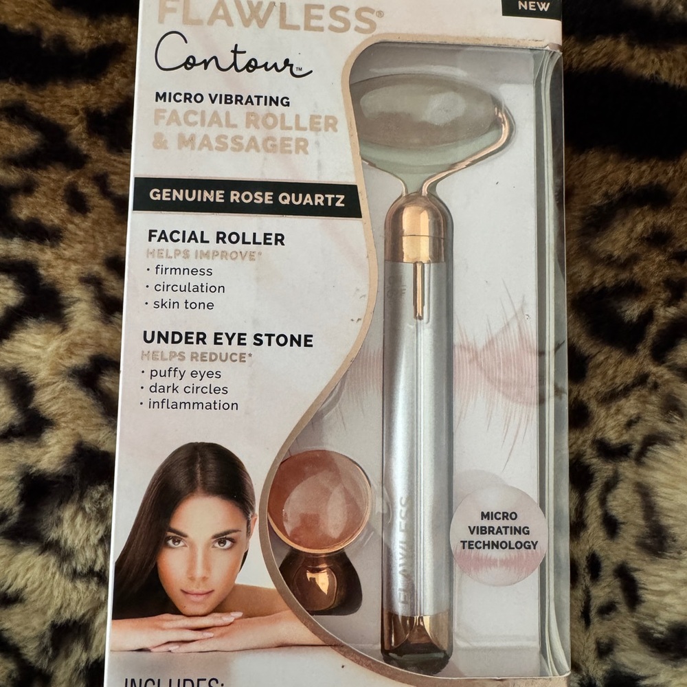 LAWLESS Flawless Contour Facial Roller - Silver and Rose Gold